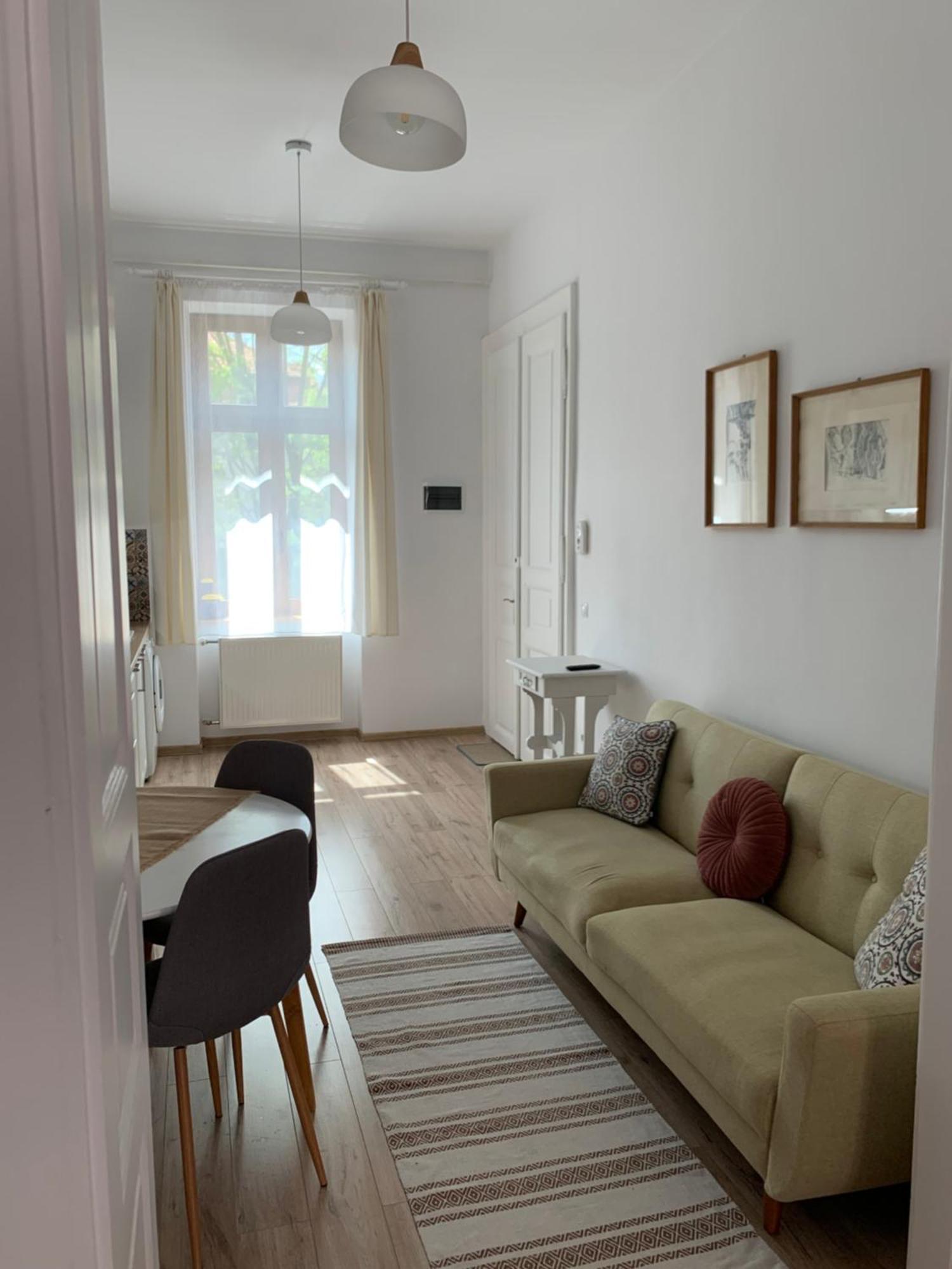 Charming Central Apartments Cluj Napoca Bagian luar foto