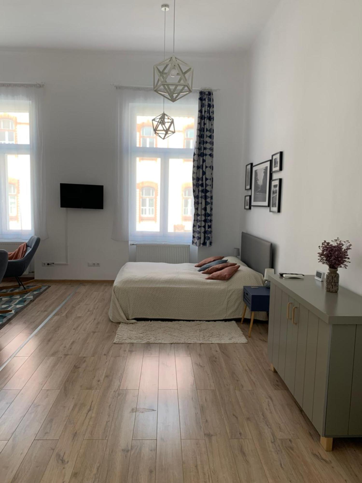 Charming Central Apartments Cluj Napoca Bagian luar foto